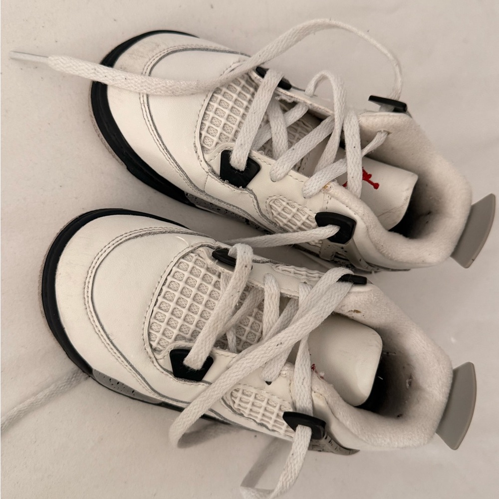 Kids Jordan Retro 4 White and Red Sneakers